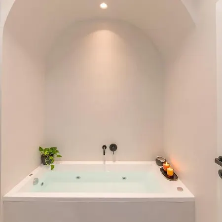 Luxury & Great Location 아파트